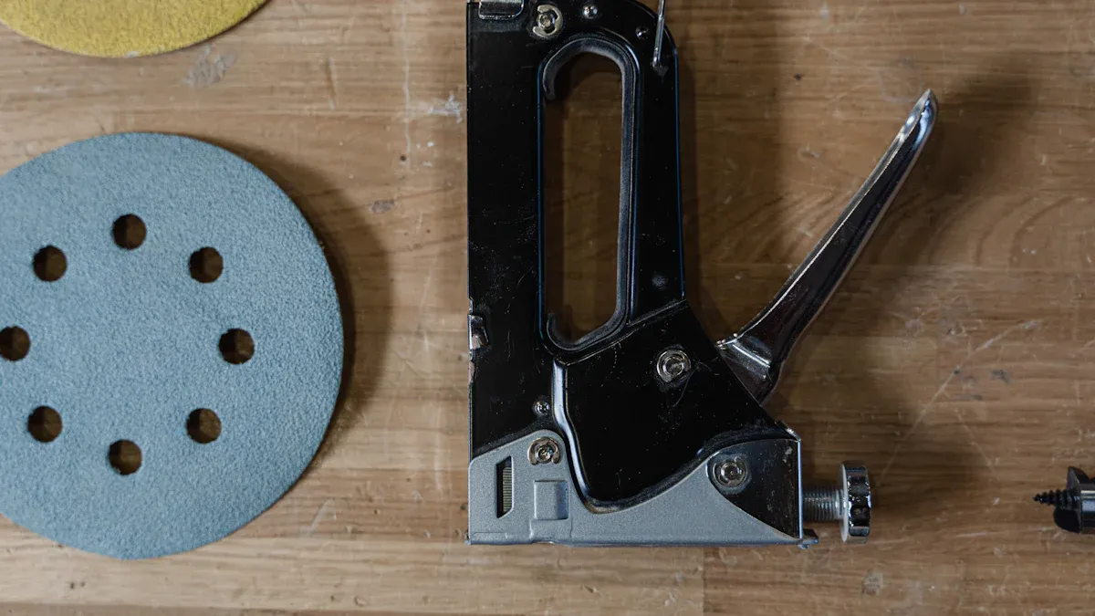 Matching Punch and Die Materials in Hole Punch Series