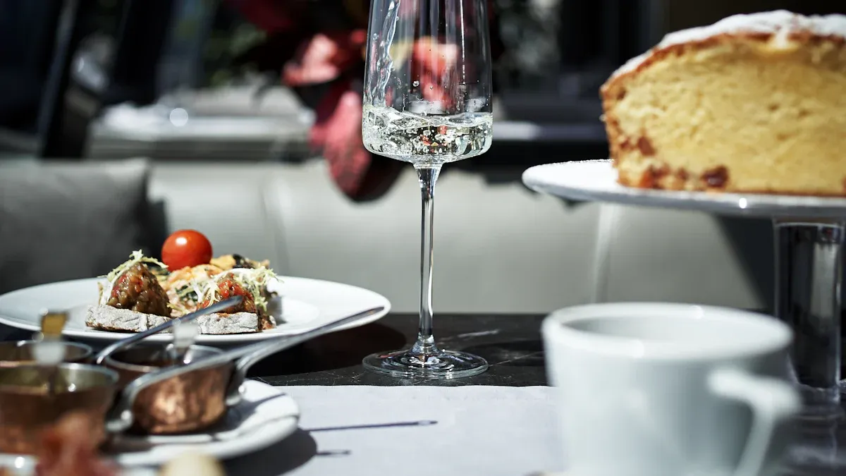 Hospitality Upgrade: Silent Operation Grinders for Luxury Dining