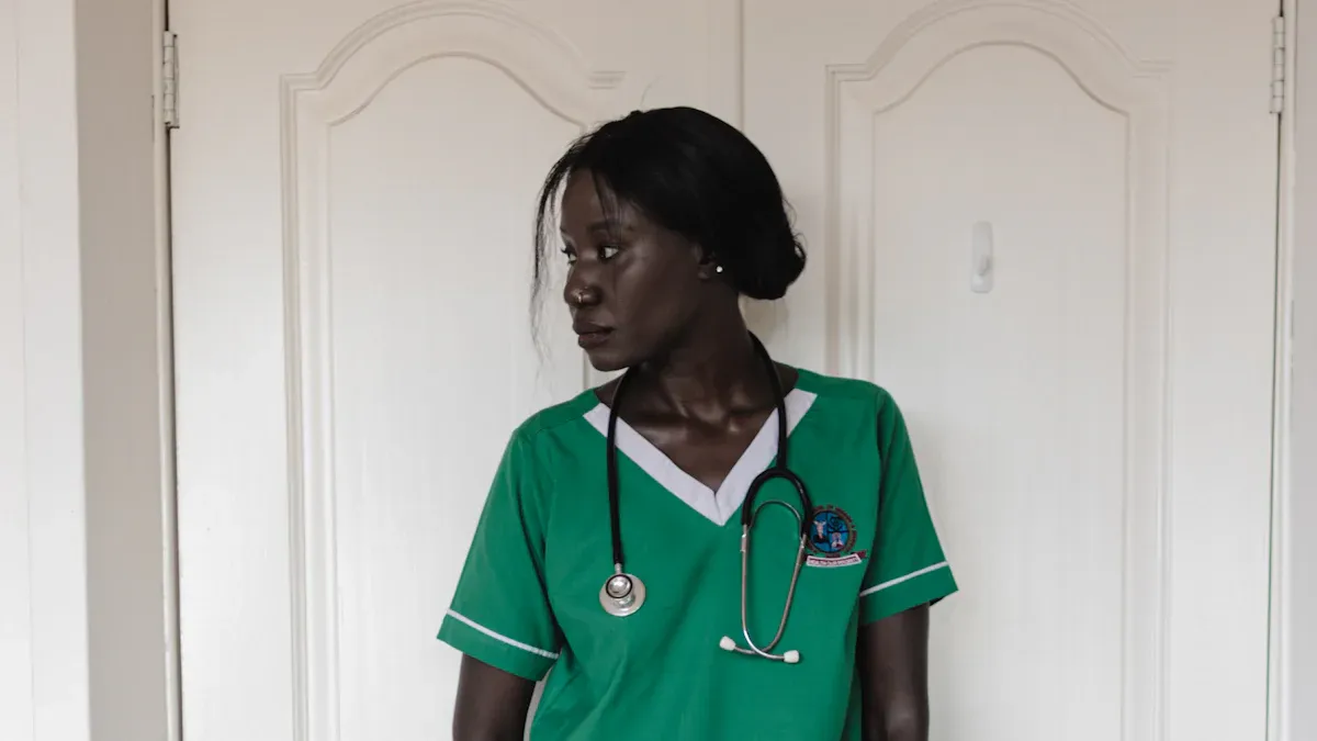 How to Choose Comfortable and Durable Nursing Uniform Fabric