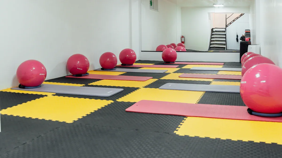 Colchonetas de fitness duraderas para un rendimiento óptimo, una gran variedad y una estética atractiva.
