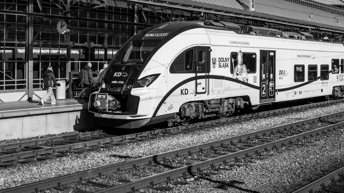 ความก้าวหน้าในปี 2026: สิ่งที่ระบบโทรศัพท์ฉุกเฉินทางรถไฟสมัยใหม่นำเสนอ