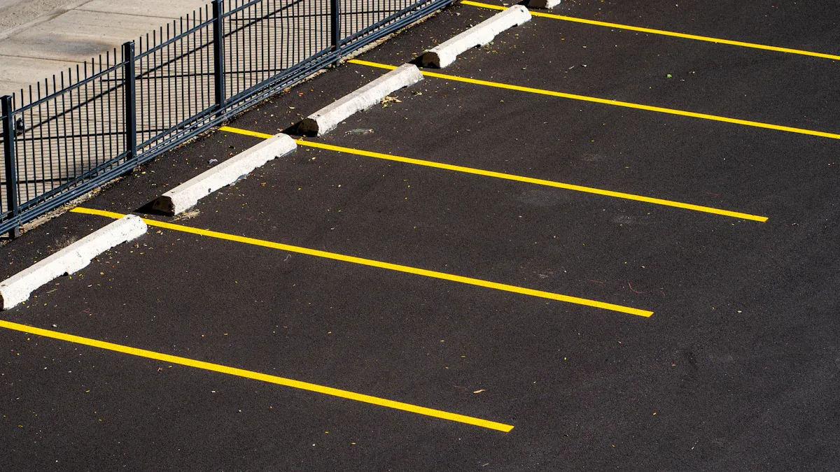 Understanding Hot Melt Road Marking Machines