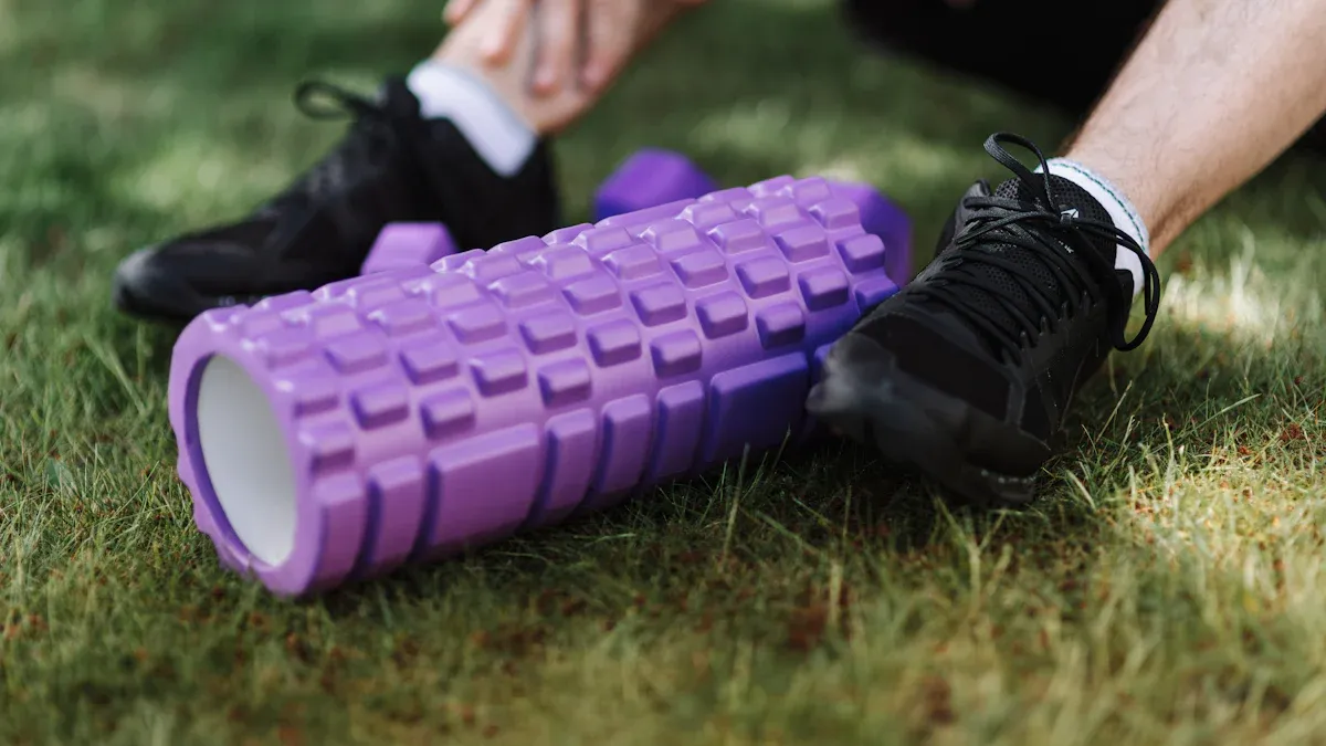 Unique Features of the EVA Hollow Wolf Tooth Foam Roller