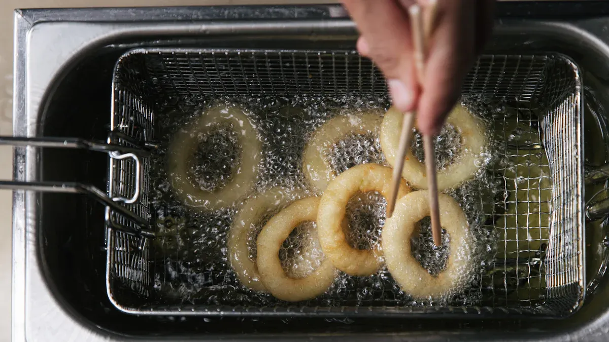 Versatility in Cooking with the Portable Professional Deep Pressure 4.5 L Air Powered Fryer