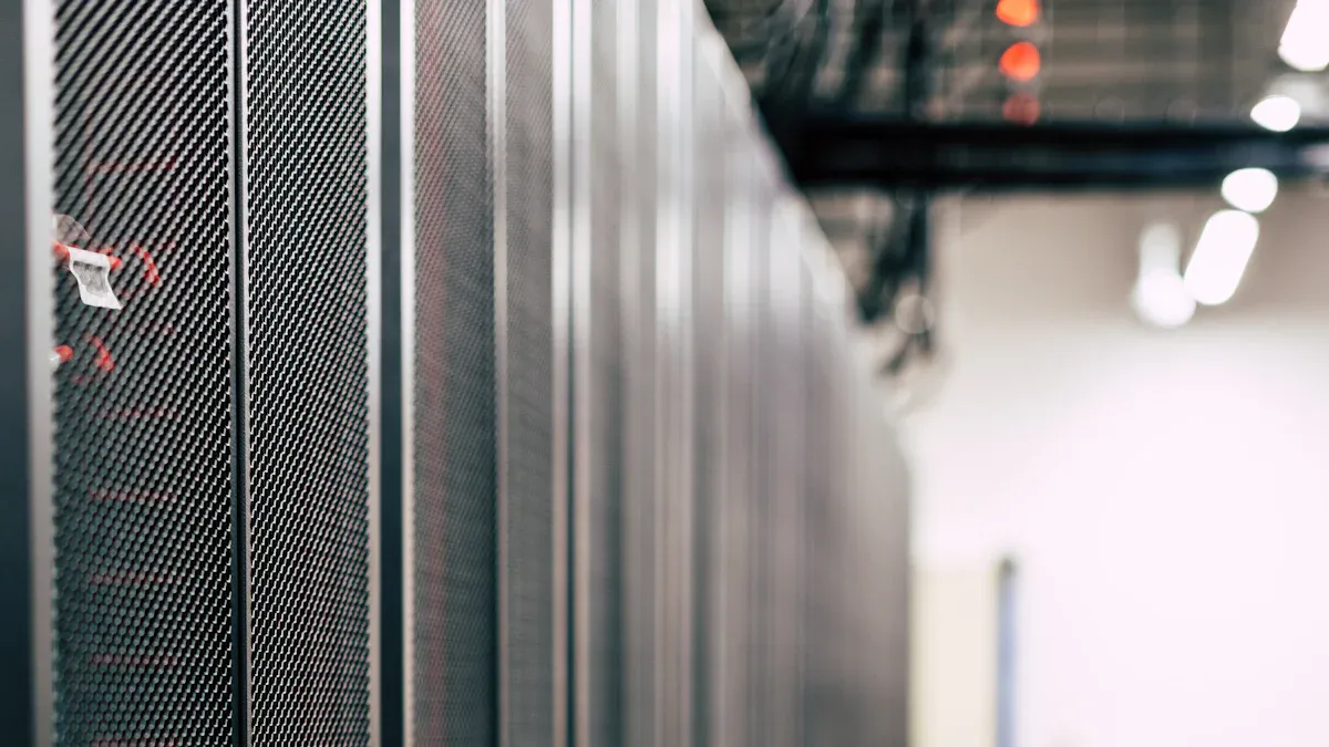 Addressing Middle East Data Center Challenges with Advanced PDU Solutions