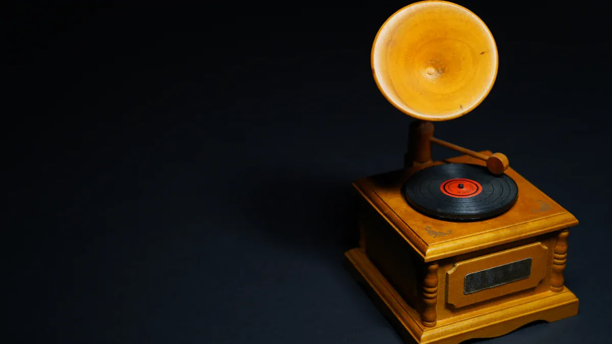 Gift Music Box Buyer’s Review of Top Custom Selections