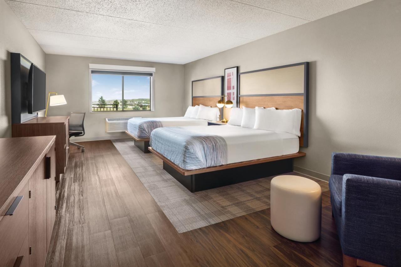 Solving Core Guestroom Challenges with AmericInn Hotel Furniture