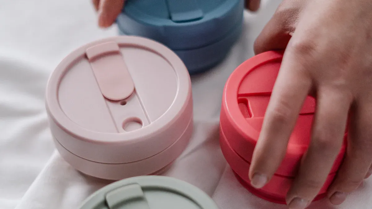 Silicone as the Solution for Cookware Lids