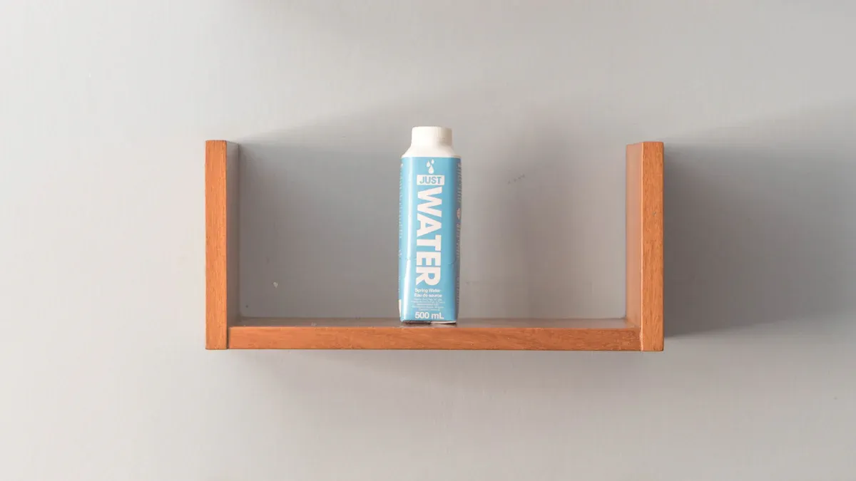 浴室の棚を設置するための道具と材料