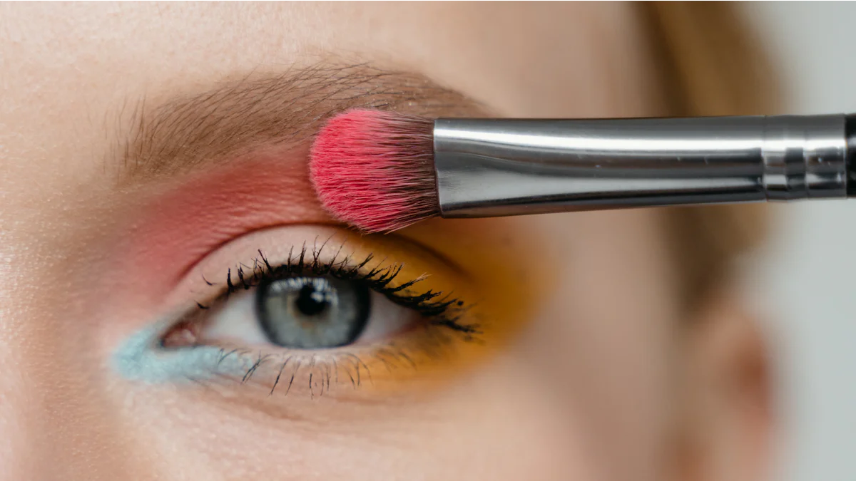 Mastering Eyeshadow Brushes with These Simple Tips