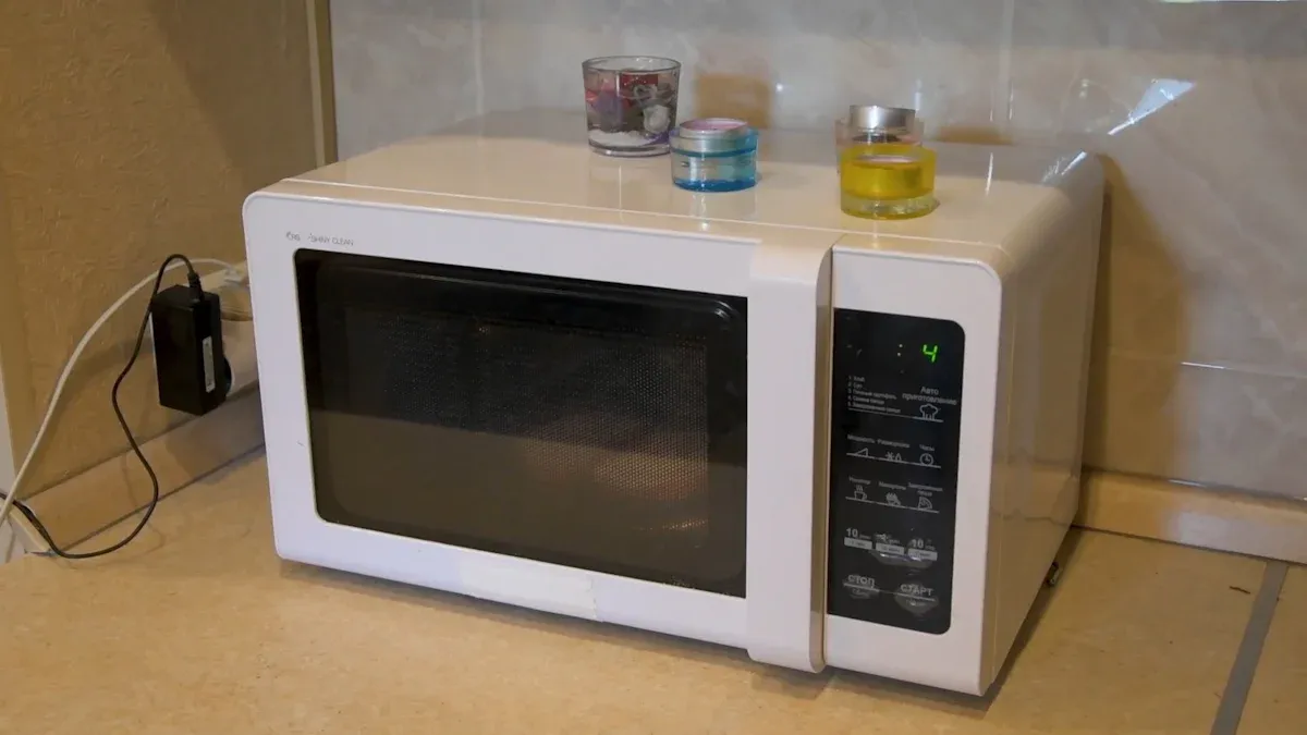 How a Microwave Grill Pan Grills