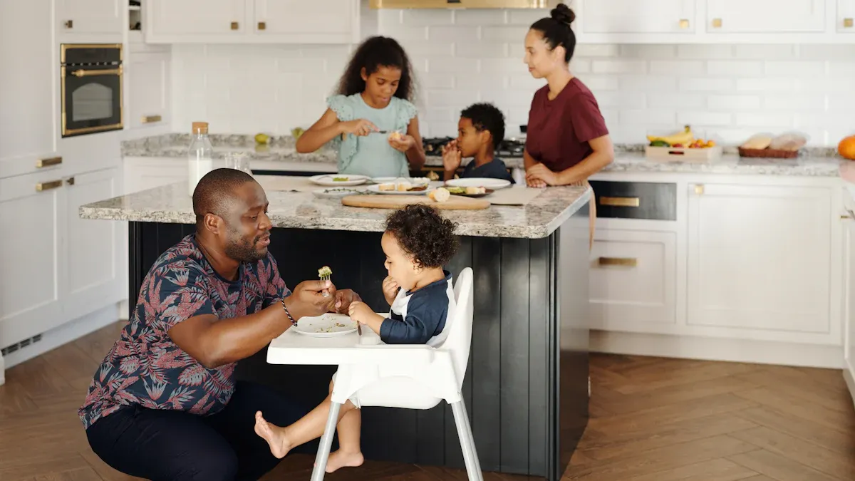 Key Features of a Family-Friendly Multifunctional Household Digital Air Fryer