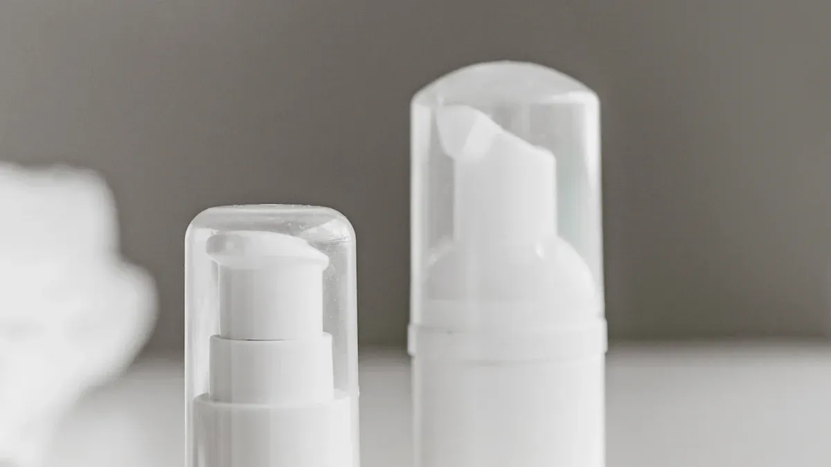 How Wholesale Airless Bottle Packaging Works