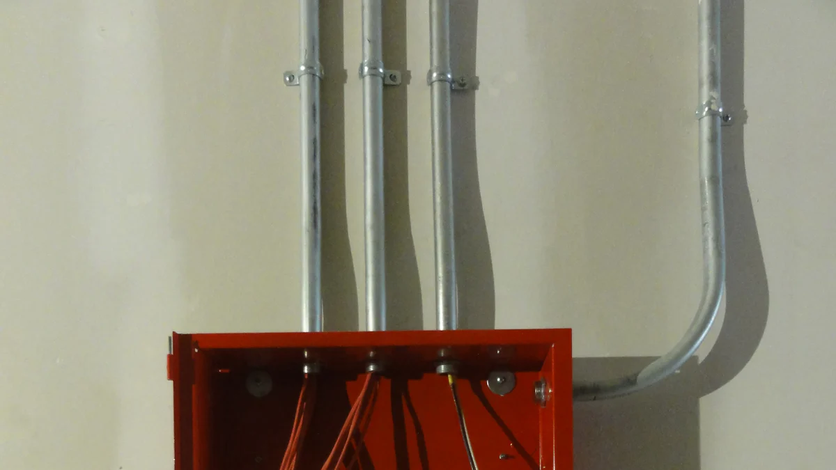 how to determine proper wire size for solar cables between panels