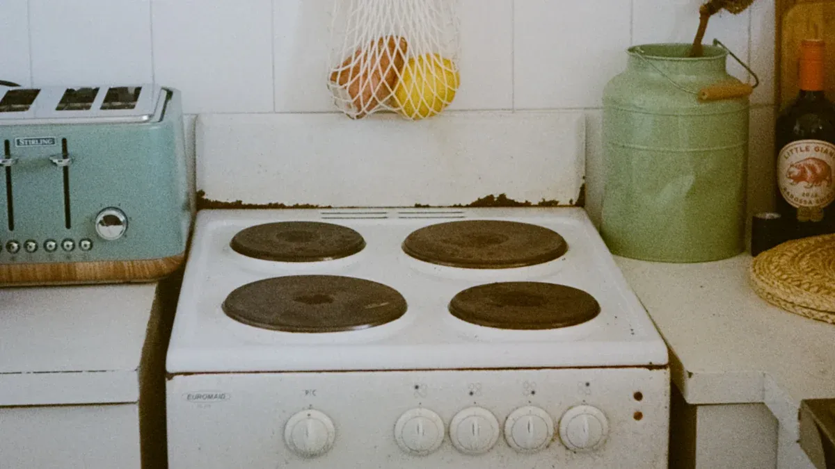 Silent Cooking Revolution: Cooking Air Fryer Operates at 35dB – Quieter Than a Library