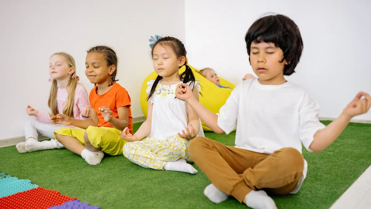 Kids'                style=