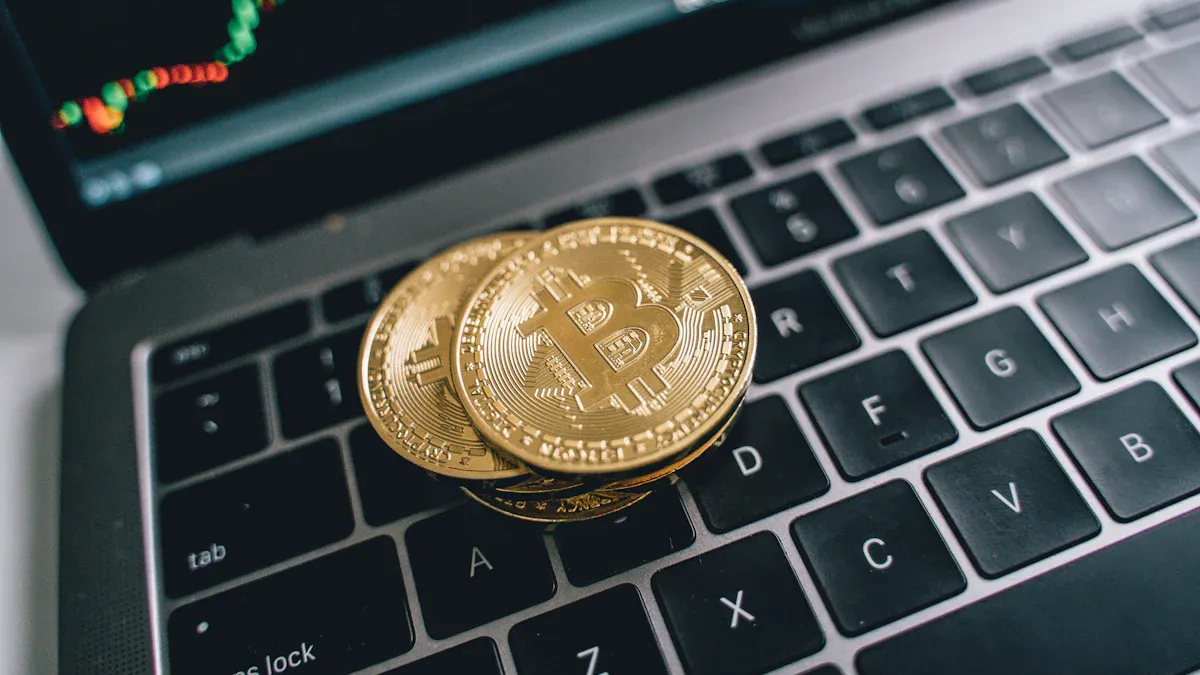 Что такое онлайн-майнинг биткоинов?