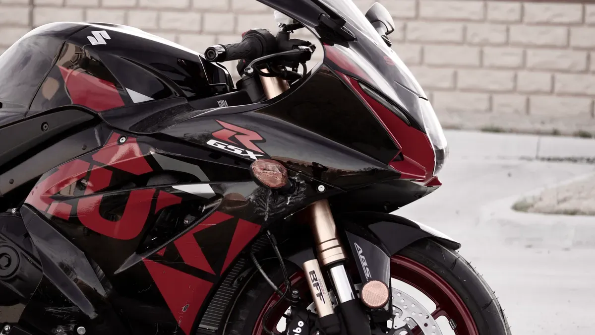 Suzuki GSX-R1000 Fairing Kit Colors and Finishes for 2017-2024 Street Builds