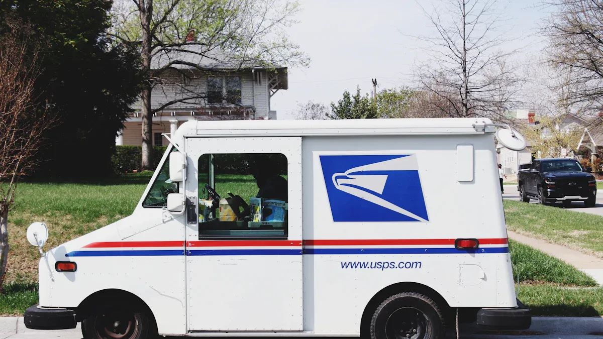 Small Business Guide to Best Value USPS or UPS