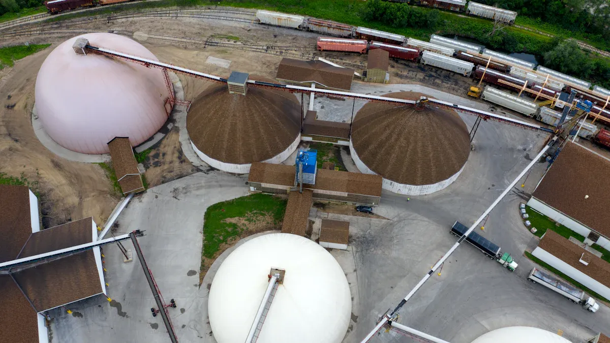 The Role of Onsite Oxygen Generators in Biogas Desulfurization