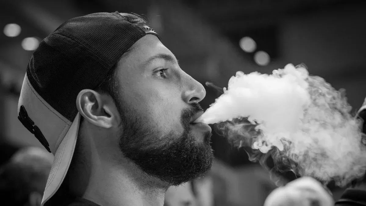 What Users Are Saying About the FRYD Disposable Vape