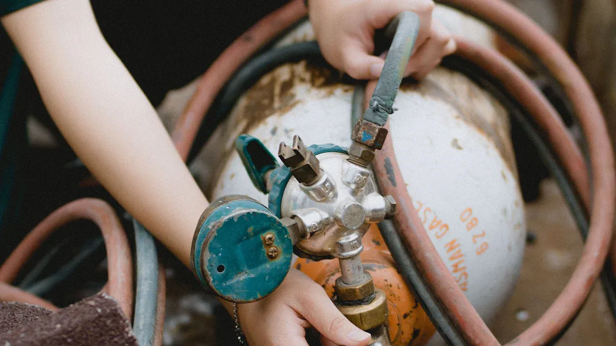How to Produce Nitrogen Gas Safely