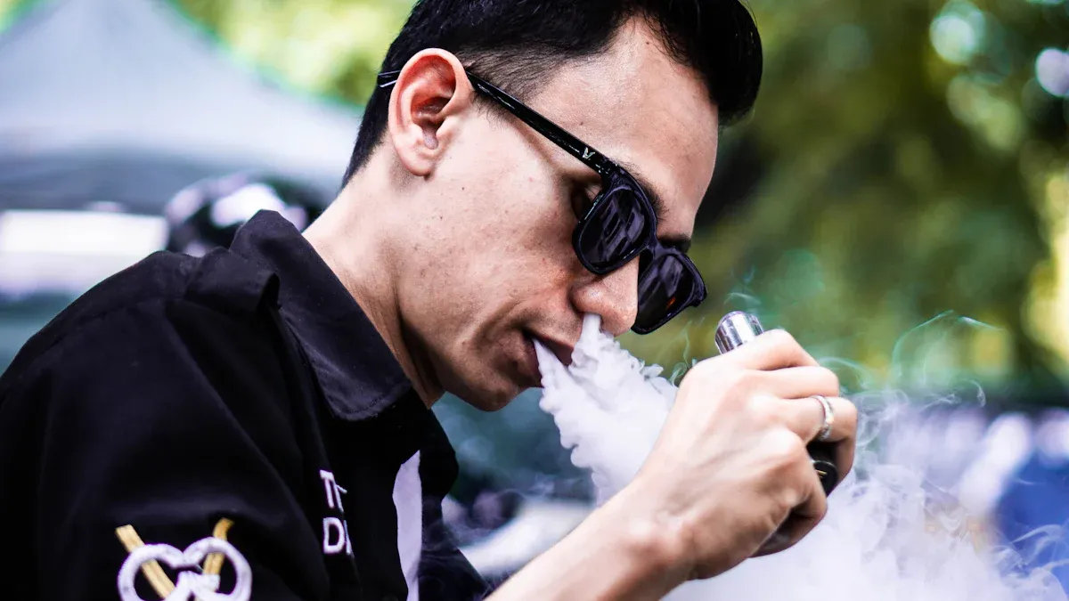 Mobile Apps for Finding a Vape Shop Open Near Me