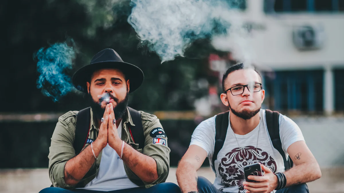 Natural vs. Synthetic THC Vapes