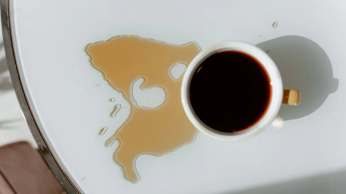 Remove Coffee Stains from Cups by Material