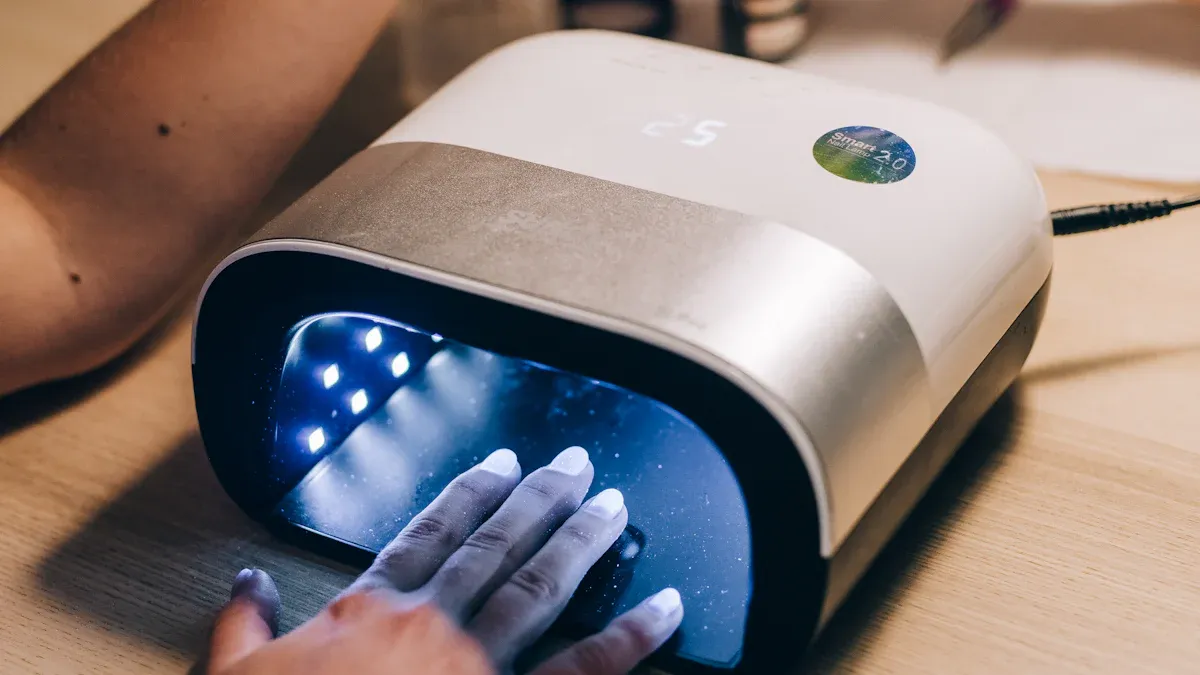 So trocknen Sie Gel-Nagellack für optimale Ergebnisse