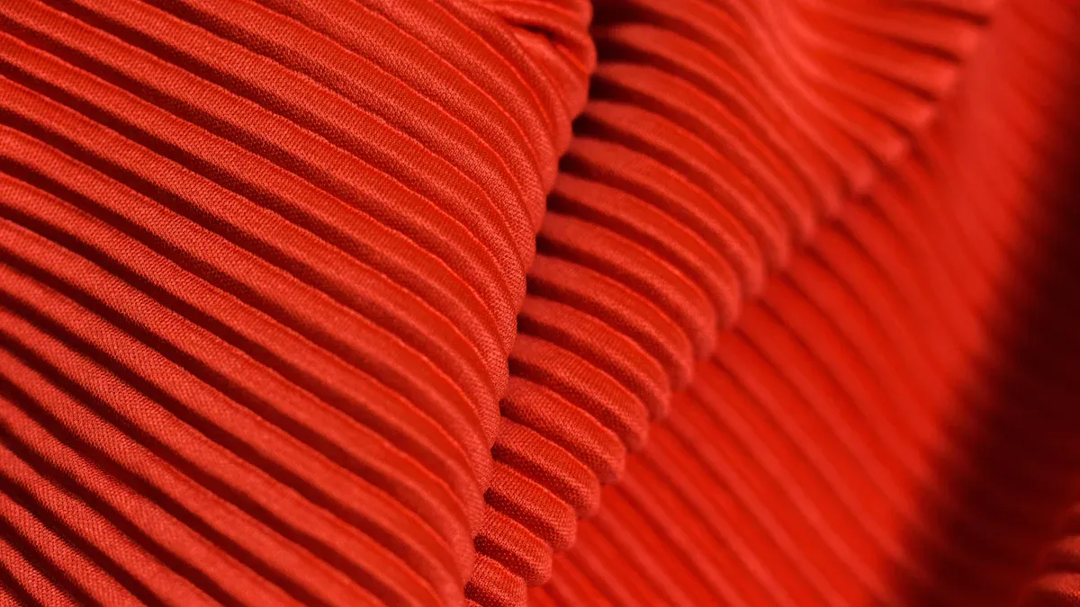 Will ribbed fabric fray