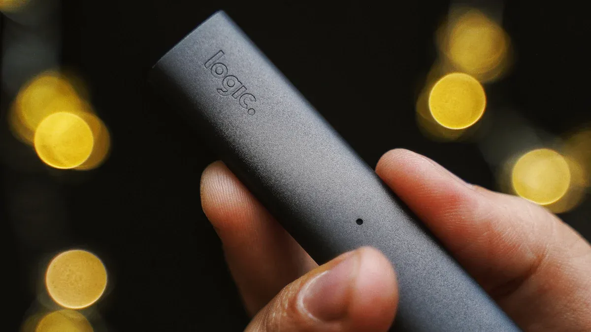 Why Postless Designs Are Ideal for Live Resin Vaping