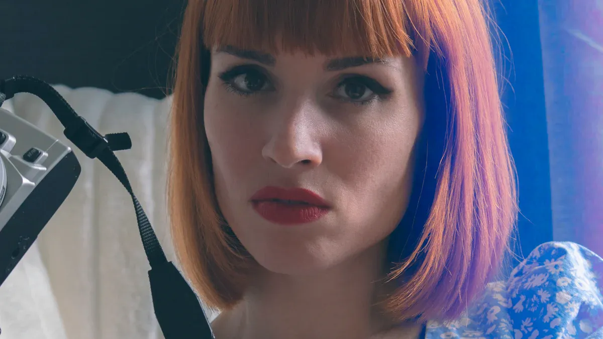 Short and bobbed styles, which bob wins today?