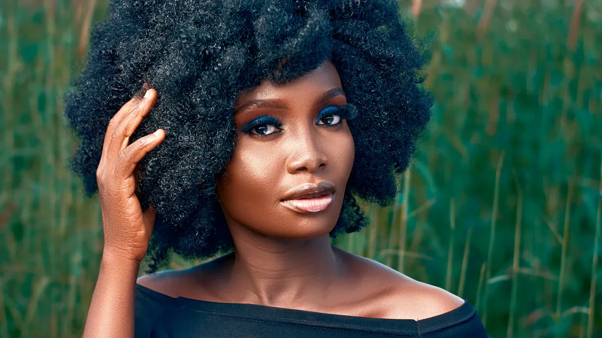 Best Way to Curl a Short Wig