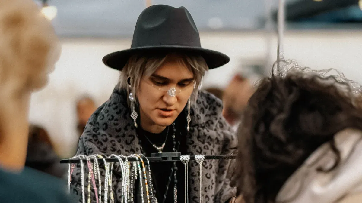 Hat of hair makes every day easy and stylish