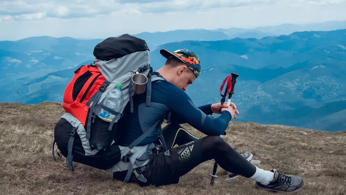 Hiking Backpack: Pros and Cons