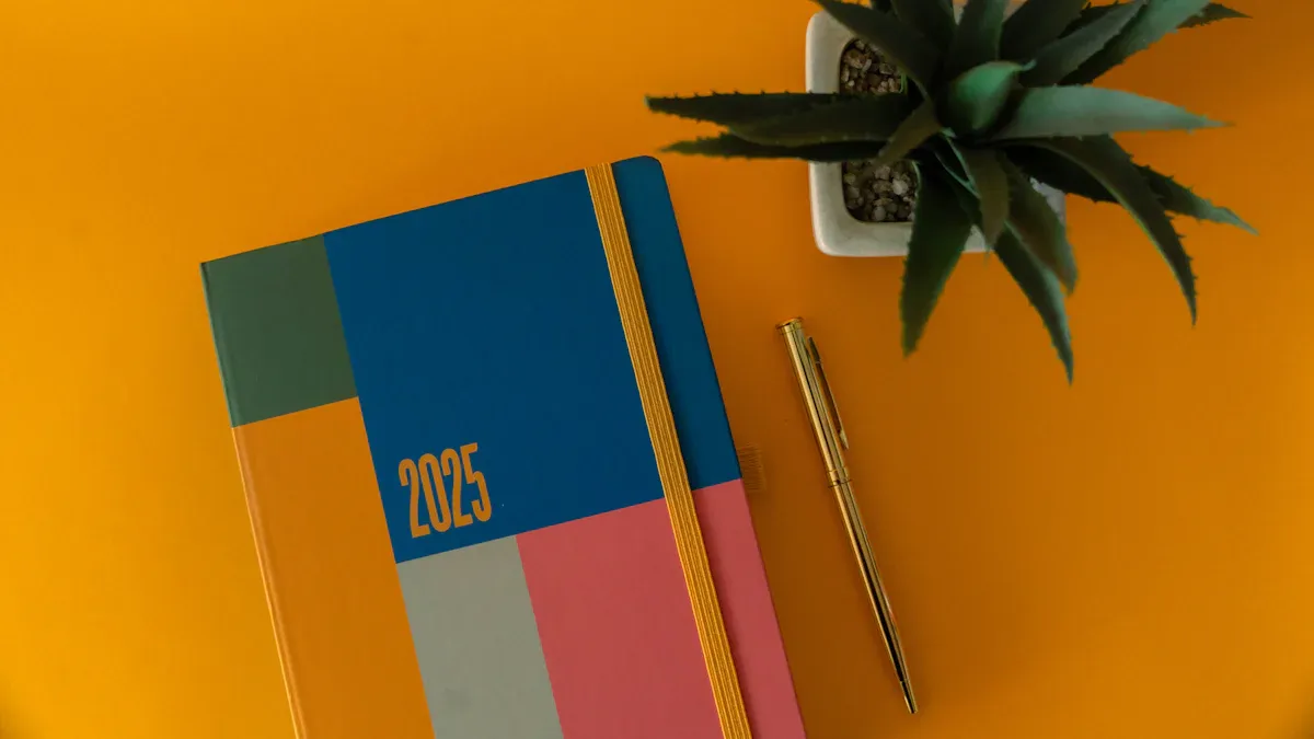 3. Notebooks & Folders