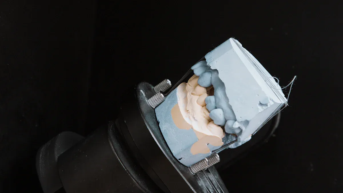 O que é moldagem por injeção de PVC e como funciona - Shinzoft