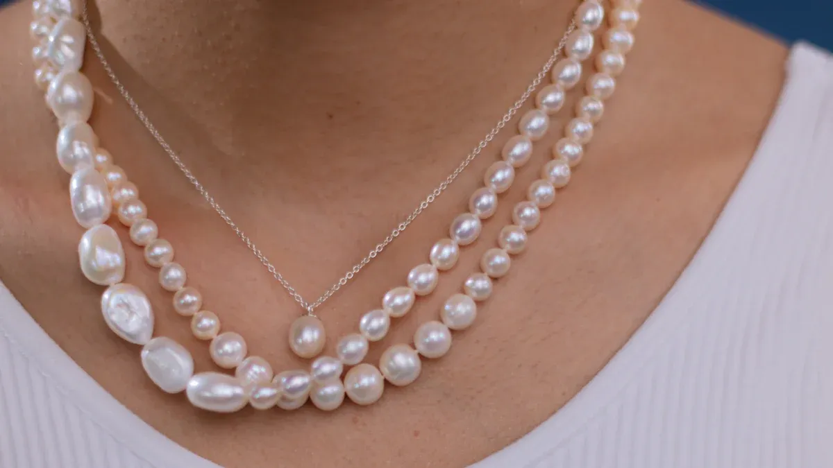 How to Wear Pearls with Casual Outfits
