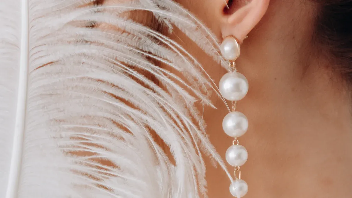 Simple Ways to Make Pearls Look Modern