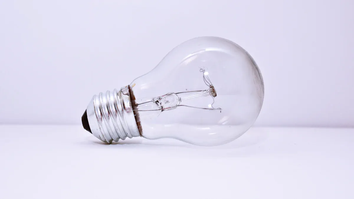 Practical tips for choosing the right bulb for your ceramic lamp holder