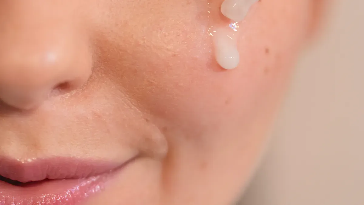 Hyaluronic Acid Benefits for Skin