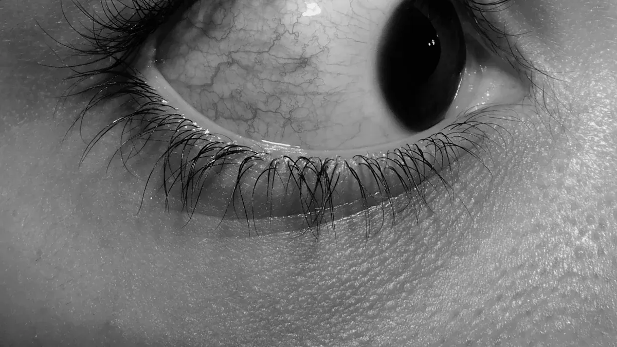 Infrared Contact Lenses vs Poker Analyzers Which Is Better 1 Infrared Contact Lenses vs Poker Analyzers Which Is Better