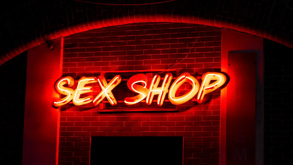 Comparing Online and Physical Sex Shops in Cairns