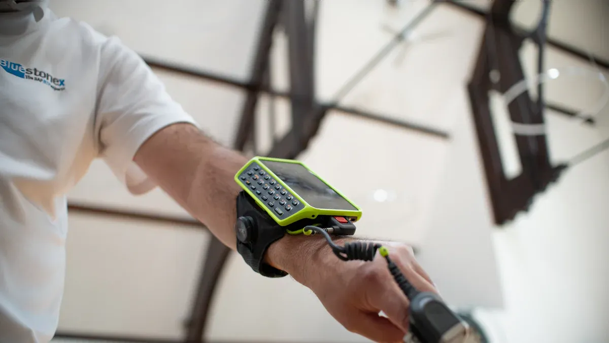 Recommend a reliable worker tracking active tag manufacturer