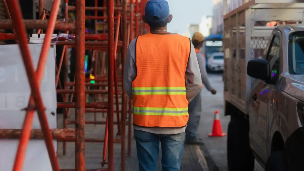 Help me choose a supplier for active RFID tags used in construction safety