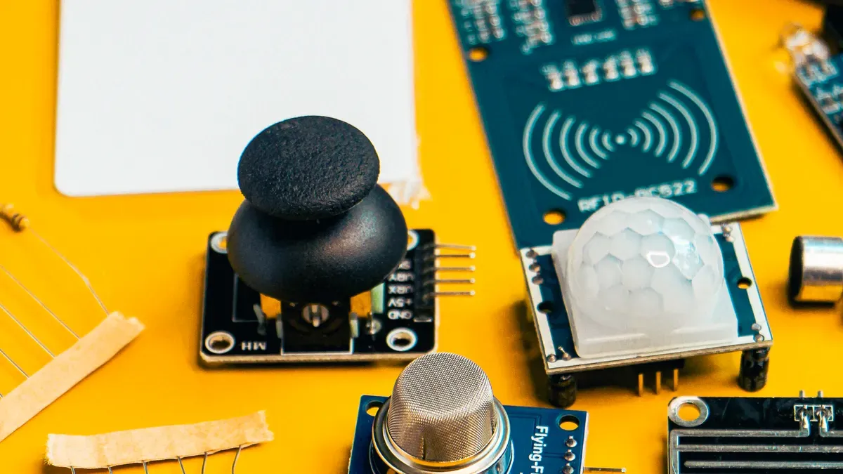 Key Selection Factors for an Industrial RFID Reader