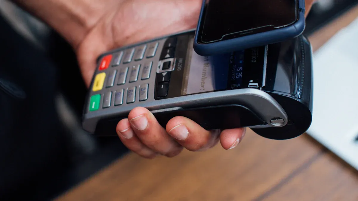 Passive vs Active RFID Readers: What’s the Difference?