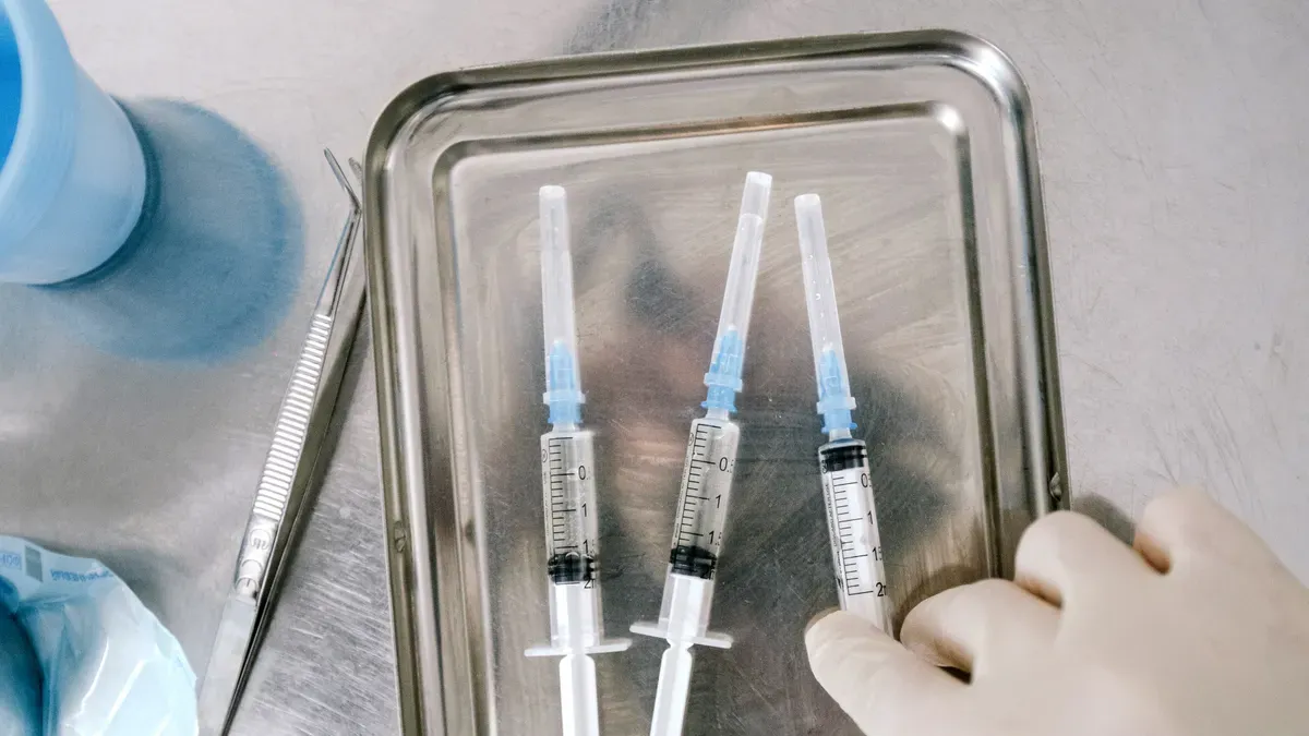 How to Select a Reliable Safety Syringe Manufacturer in 2026