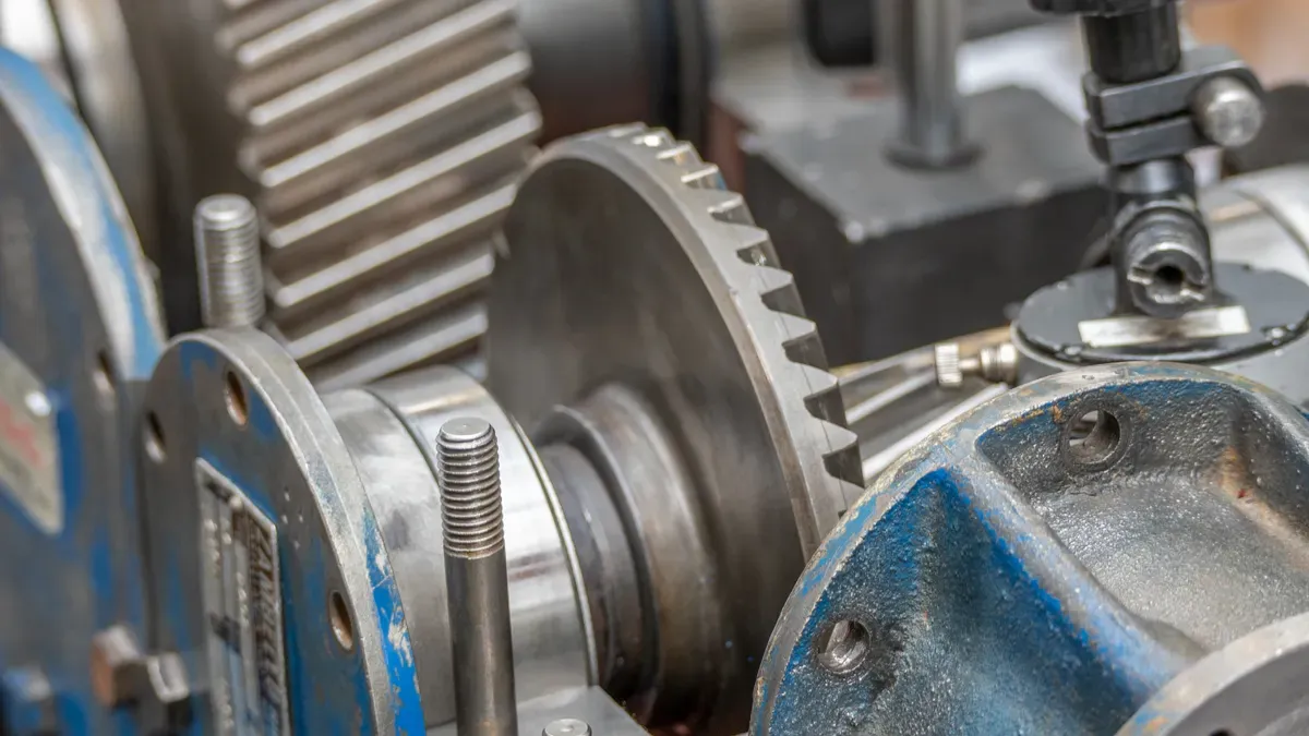 Overview of the CYL R Series Helical Gearbox